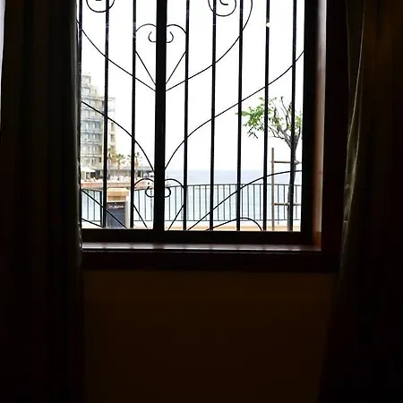 Le Malte House St. Julians בית הארחה 2*