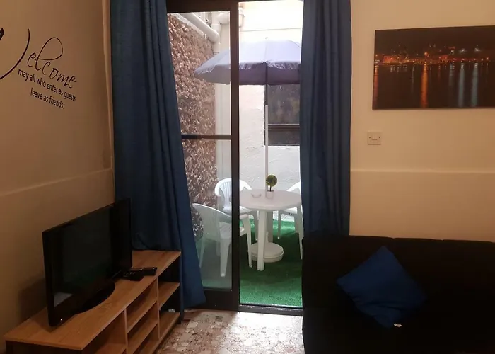 Le Malte House St. Julians Gæstehus 2*