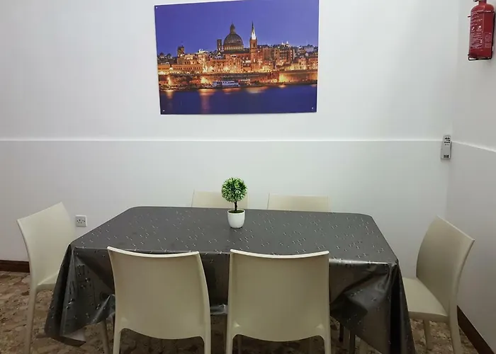 Le Malte House St. Julians ゲストハウス